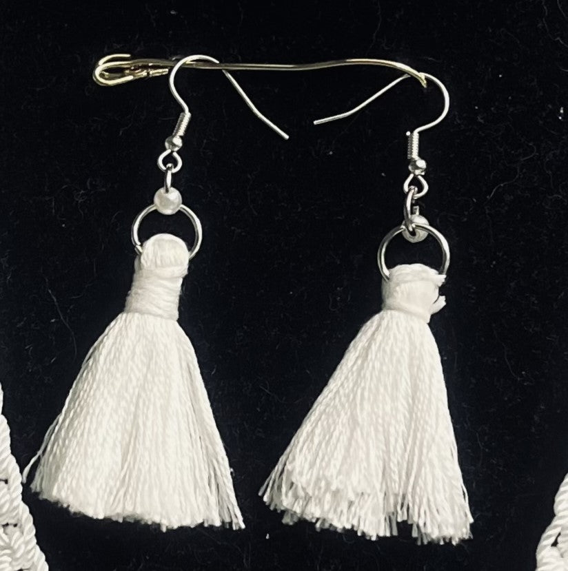 White Tassel Set